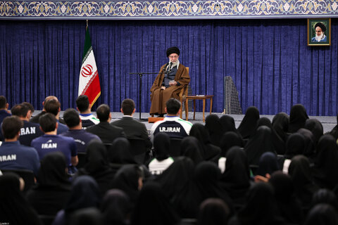 دیدار قهرمانان و مدال‌آوران ورزشی و المپیادهای علمی جهانی با رهبر معظم انقلاب