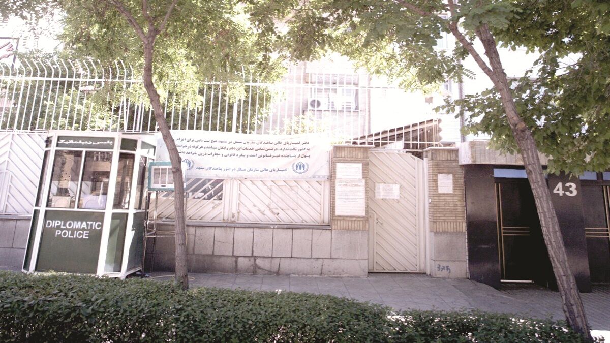 صف مهاجرت در سایه یک شایعه