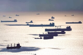 تور تحریم، ناتوان از صید ناوگان سایه