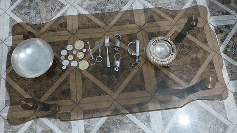 کشف ۲۰ قطعه شی باستانی در روستاهای دورود لرستان