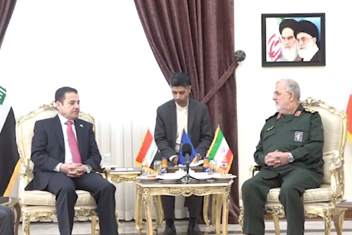 سرلشکر پاکپور: دشمن تعدی کند برایش جهنم برپا می‌کنیم