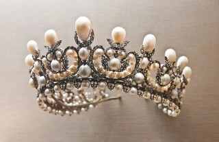 خسارت سرقت بزرگ از موزه لوور اعلام شد