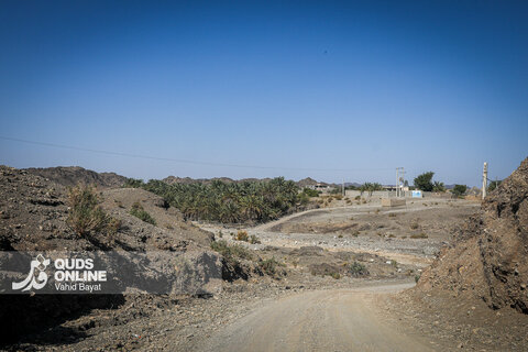 توزیع بسته های تحصیلی در روستاهای سیستان و بلوچستان