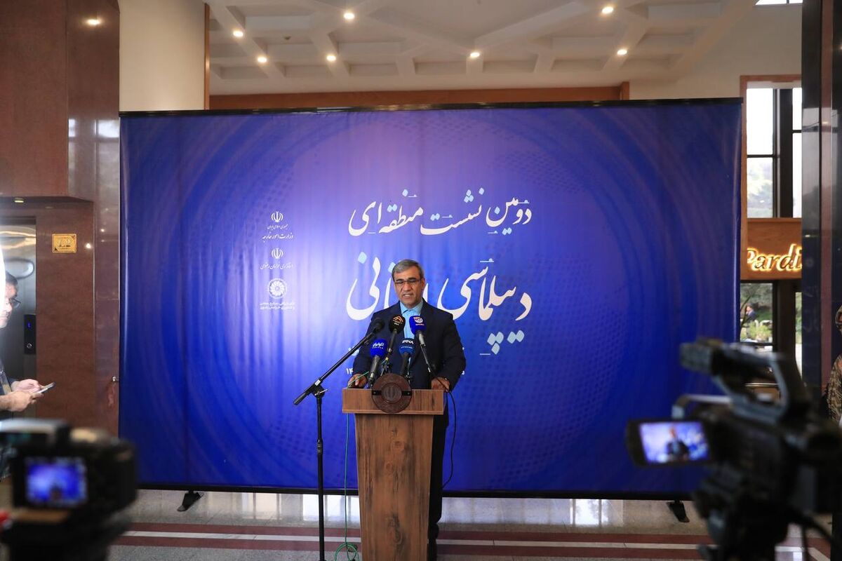 ظرفیت‌های عظیم شرق کشور، بستر صادرات و سرمایه‌گذاری مشترک است