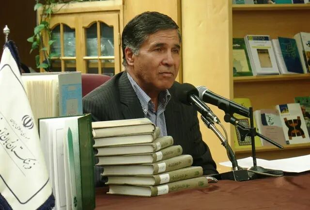 توصیه محمدجعفر یاحقی برای خواندن متون قدیمی/ چرا داستان «حسنک» مورد توجه است؟