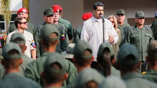 مادورو از ۵ هزار موشک روسی برای مقابله با تهدیدات آمریکا رونمایی کرد