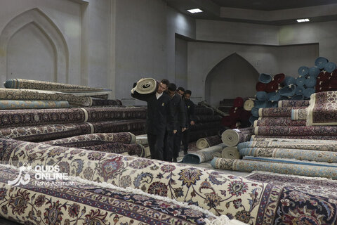 گزارش تصویری | خدمت فرش در حرم امام رضا (ع)