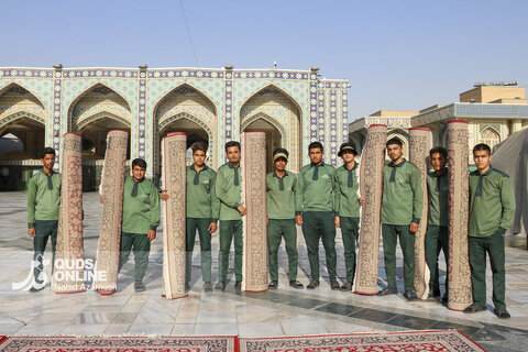 گزارش تصویری | خدمت فرش در حرم امام رضا (ع)