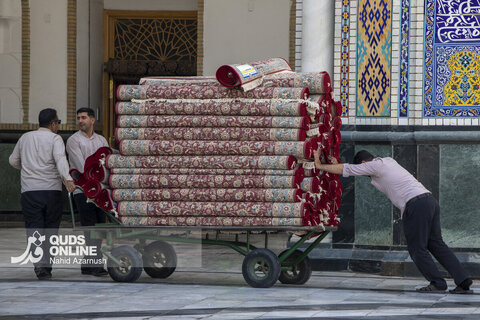 گزارش تصویری | خدمت فرش در حرم امام رضا (ع)