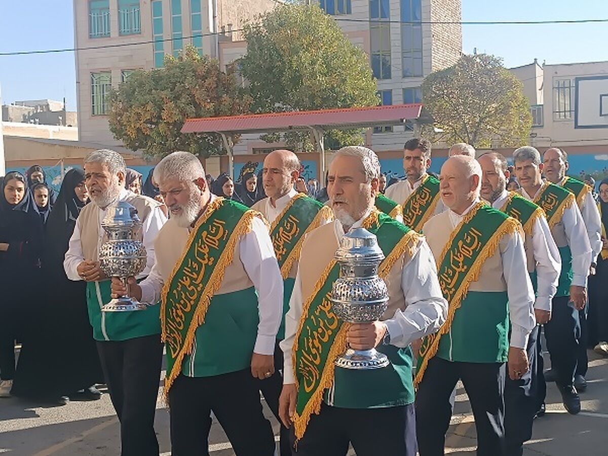 چهارشنبه‌ای به رنگ سبز حرم در اراک