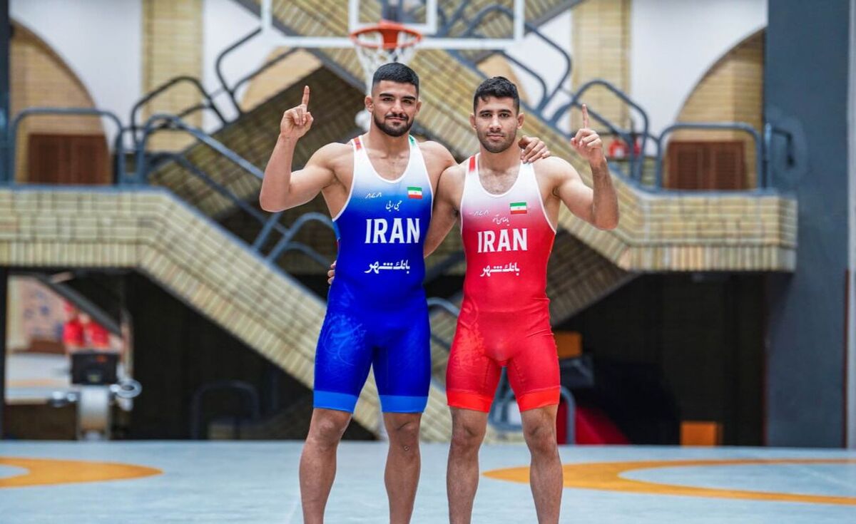 کشتی آزاد امیدهای جهان؛ عظیمی فینالیست شد/ حذف بخشی از دور رقابت‌ها