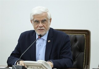 تاکید عارف بر لزوم تبدیل علم به فناوری/ ضرورت تحرک جدی در حوزه امنیت سایبری