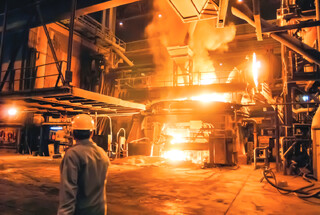 پیگیری حقوق معوقه کارگران فولادی و خروج سرمایه از خراسان رضوی