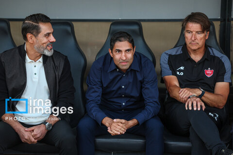 لیگ برتر فوتبال- پرسپولیس و ذوب آهن