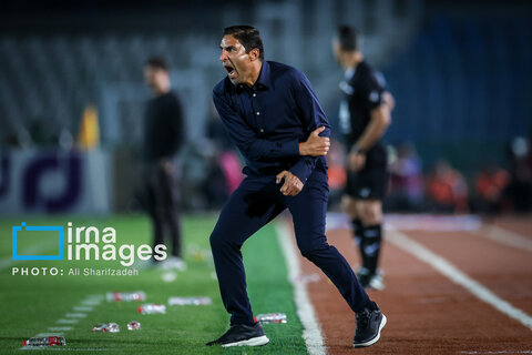 لیگ برتر فوتبال- پرسپولیس و ذوب آهن