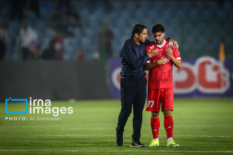 لیگ برتر فوتبال- پرسپولیس و ذوب آهن