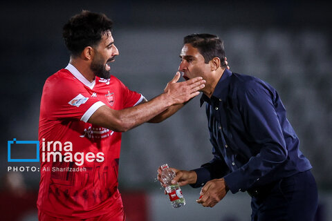 لیگ برتر فوتبال- پرسپولیس و ذوب آهن