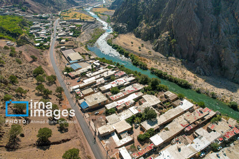 تک عکس | پشت‌بام های ترش و شیرین روستای مشایخ