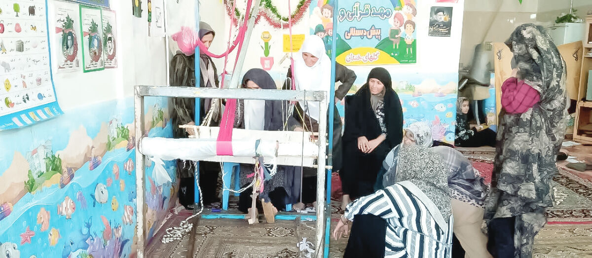 فَرَت‌بافی؛ میراث مادری روستاییان خراسان