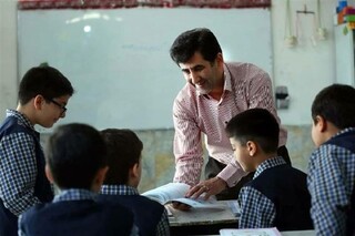 تقریباً تمامی مطالبات فرهنگیان تسویه شده است/پرداخت حقوق فرهنگیان ۱۰ روز زودتر از پایان سال