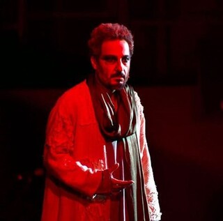 نوید محمدزاده از اجرای «سی‌صد» انصراف داد