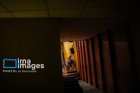 تمرین ارکستر موسیقی ملی ایران