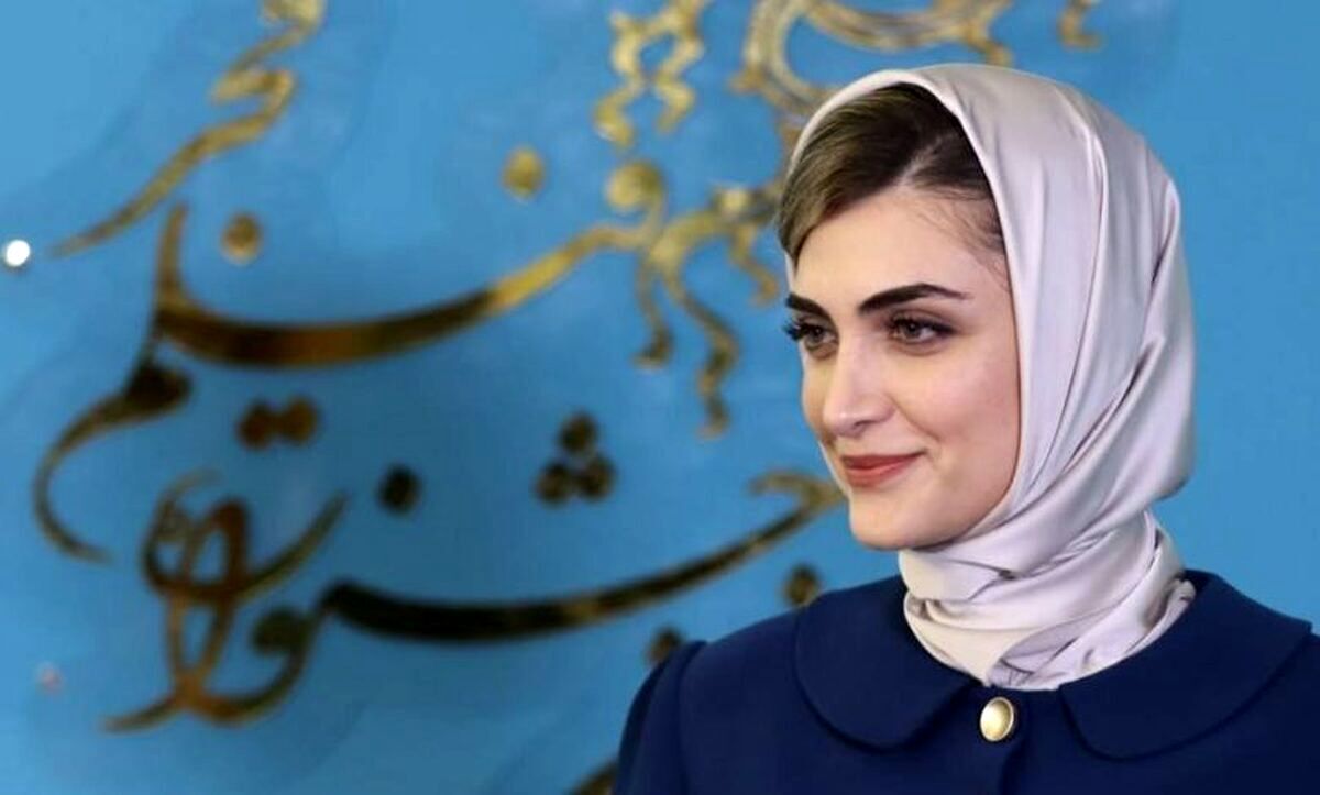 الناز ملک، کارگردانی می‌کند