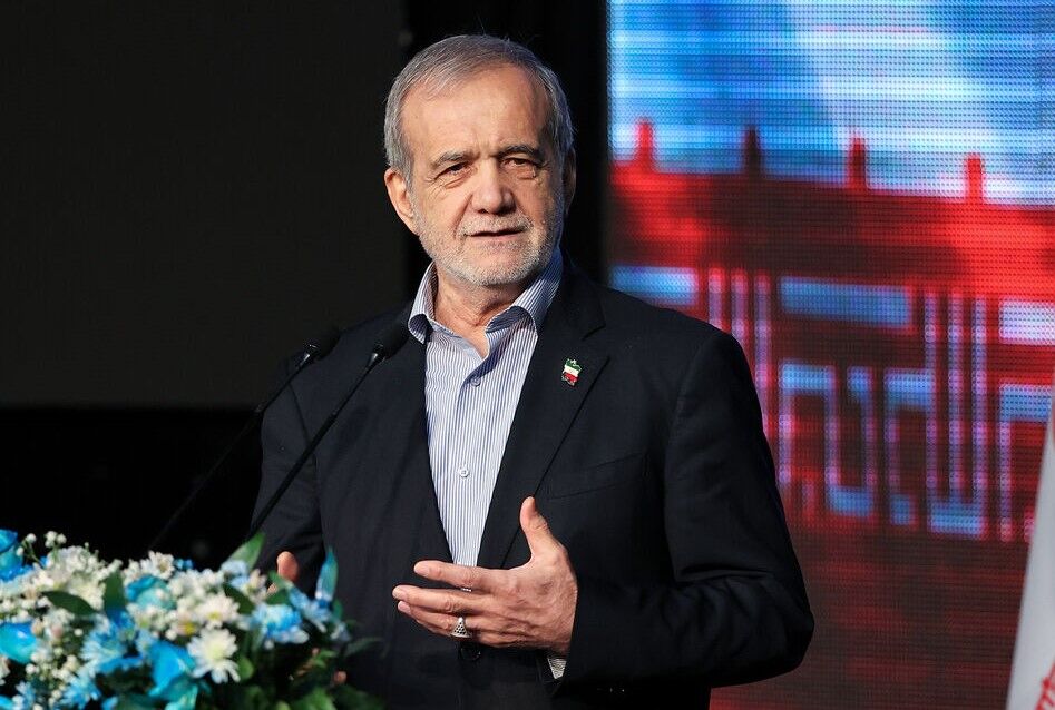 پزشکیان در نشست با علما و روحانیون استان کردستان:  تفرقه در امت اسلام، خواست صهیونیسم جهانی است