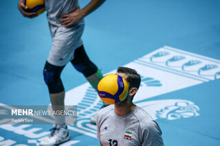 عکس روز | در حاشیه تمرین مردان والیبال ایران پیش از اعزام به ریاض