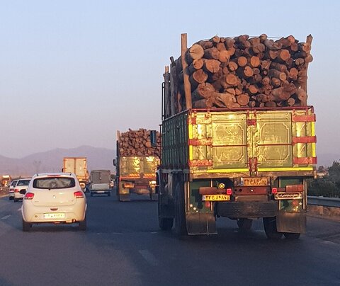 ممنوعیت تردد وسایل نقلیه سنگین در آزادراه کرج – قزوین از امروز