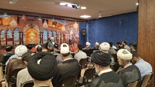 آیت‌الله فقیهی در جلسه درس اخلاق: سکوت در برابر منکرات اجتماعی، خیانت به جامعه است