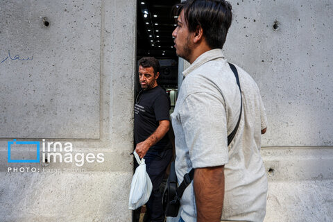 عکس روز | پلمب مراکز تجاری «خیابان جمهوری»