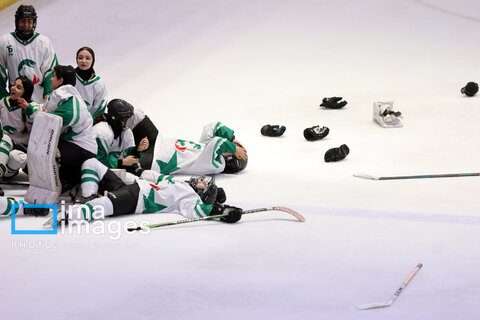 فینال لیگ هاکی روی یخ دختران