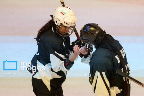 فینال لیگ هاکی روی یخ دختران