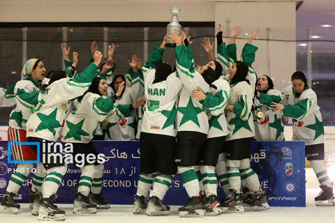 فینال لیگ هاکی روی یخ دختران