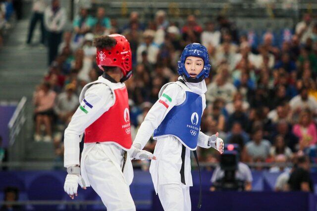روز پایانی مسابقات جهانی تکواندو/ مبینا نعمت زاده و بختیاری با برد شروع کردند