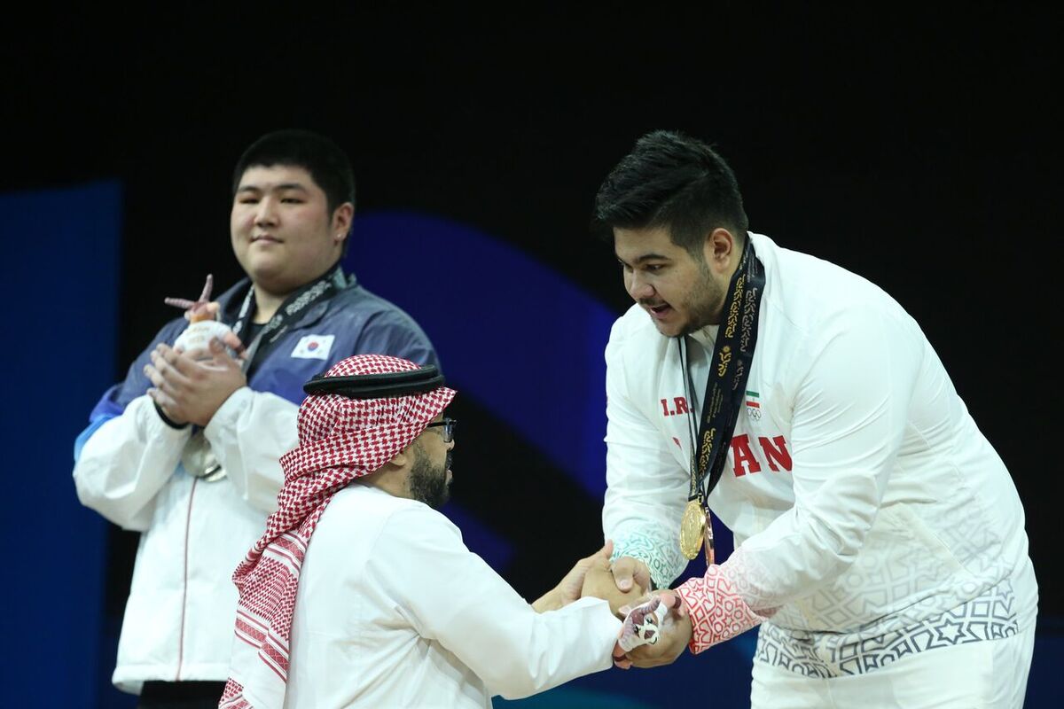 بازی‌های آسیایی جوانان؛ آخرین طلای کاروان ایران به وزنه‌برداری رسید