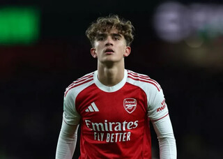 مکس داومن جوان‌ترین بازیکن تاریخ توپچی‌ها؛ پسرک ۱۵ ساله آرسنال در اروپا تاریخ‌ساز شد