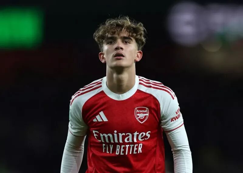 مکس داومن جوان‌ترین بازیکن تاریخ توپچی‌ها؛ پسرک ۱۵ ساله آرسنال در اروپا تاریخ‌ساز شد