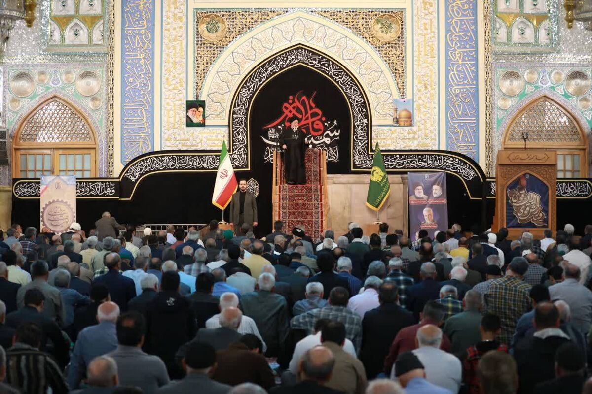 Iranski vrhovni voditelj označen za najmočnejšega voditelja na svetu