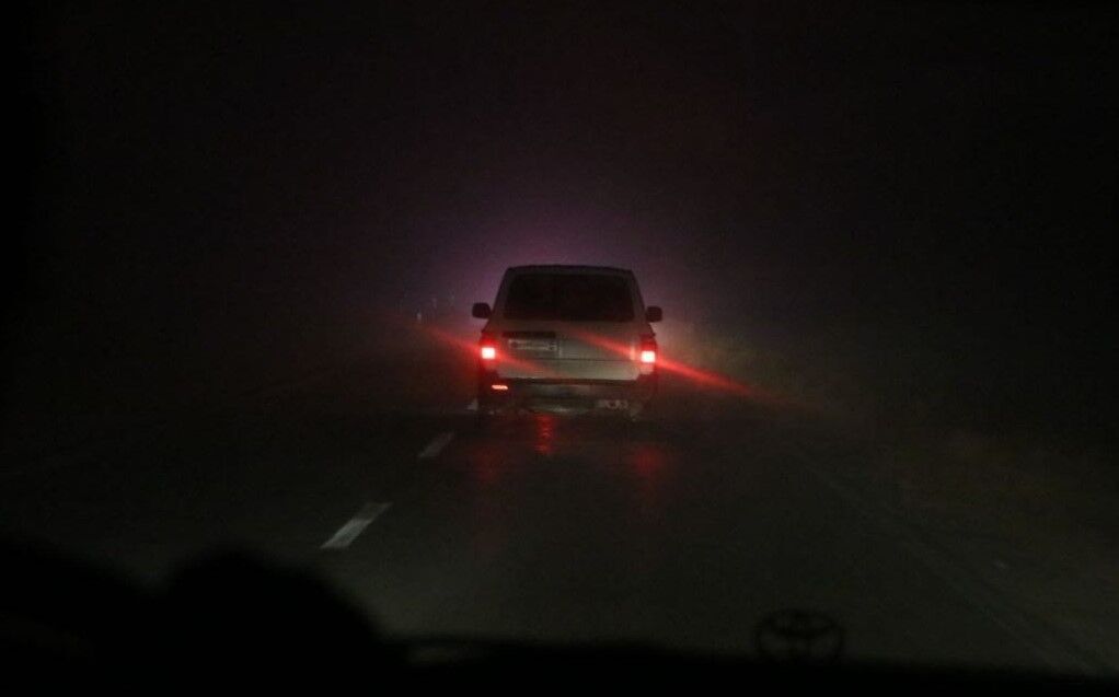 برخی جاده‌های خراسان رضوی لغزنده و مه‌آلود است