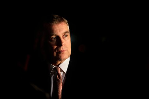 شاهزاده اندرو؛ شاهزاده‌ای که هم از اصل افتاد هم از اسب