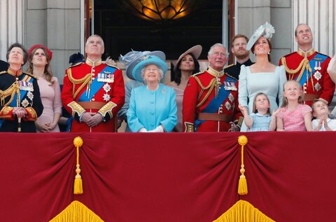 شاهزاده اندرو؛ شاهزاده‌ای که هم از اصل افتاد هم از اسب