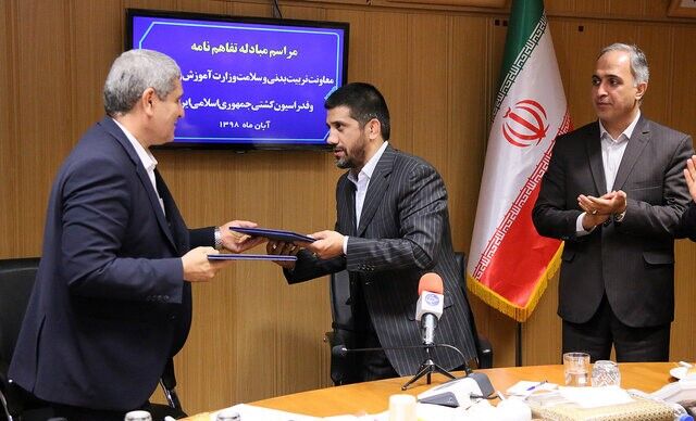 تفاهم‌نامه فدراسیون کشتی و آموزش و پرورش برای شکوفایی استعدادها در مدارس