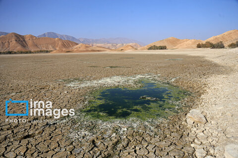 عکس روز | خشک شدن سد خاکی عبدل‌آباد بجنورد