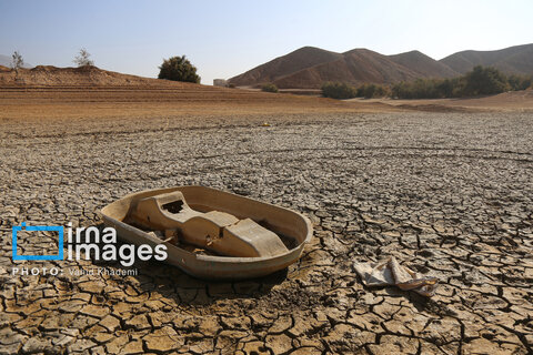 عکس روز | خشک شدن سد خاکی عبدل‌آباد بجنورد