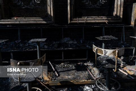 گزارش تصویری | آتش‌سوزی یک رستوران در شهرک غرب