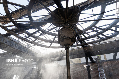 گزارش تصویری | آتش‌سوزی یک رستوران در شهرک غرب