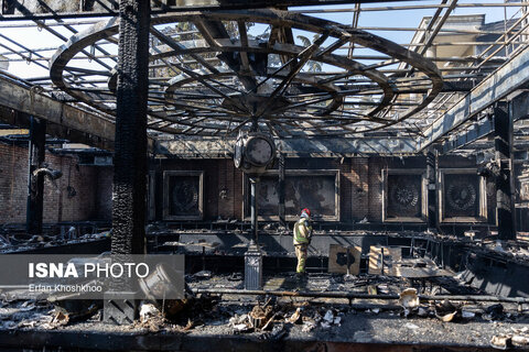 گزارش تصویری | آتش‌سوزی یک رستوران در شهرک غرب