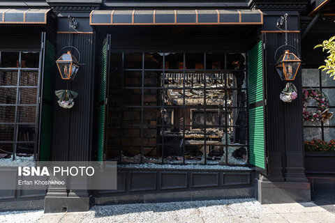 گزارش تصویری | آتش‌سوزی یک رستوران در شهرک غرب